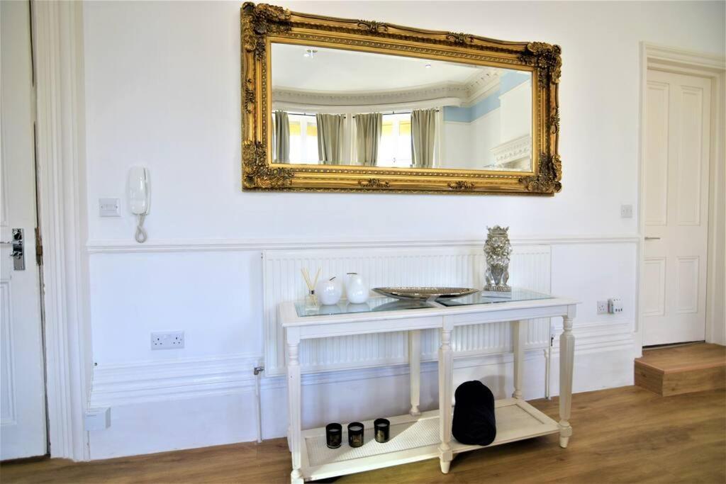 Flash Sales Offer - Any Week Day No Minimum Night Restrictions Central Hove 1 Bedroom Flat Bn38Bru02 Exteriör bild