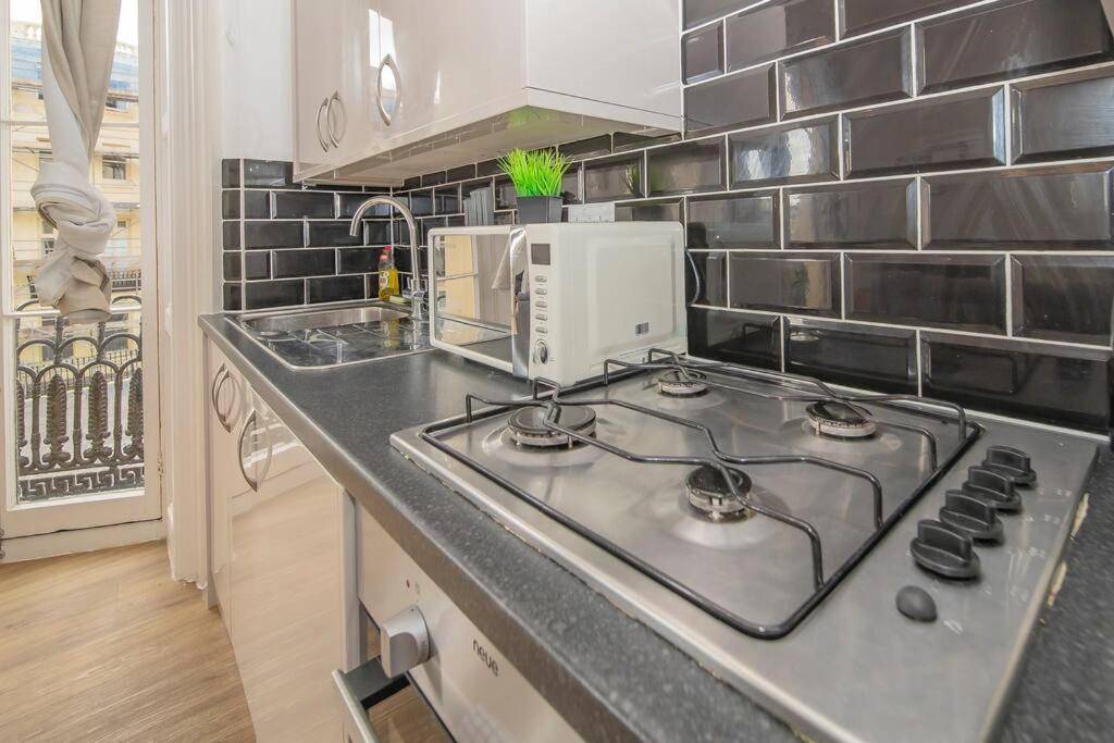 Flash Sales Offer - Any Week Day No Minimum Night Restrictions Central Hove 1 Bedroom Flat Bn38Bru02 Exteriör bild