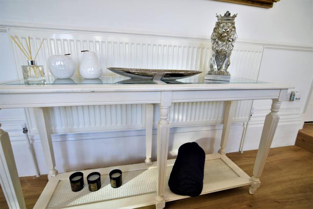 Flash Sales Offer - Any Week Day No Minimum Night Restrictions Central Hove 1 Bedroom Flat Bn38Bru02 Exteriör bild